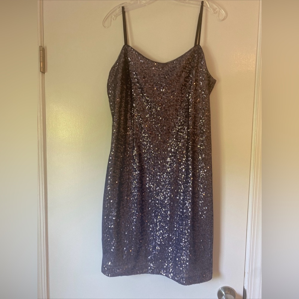 EUC Kay Unger New York sequin slip dress size 16